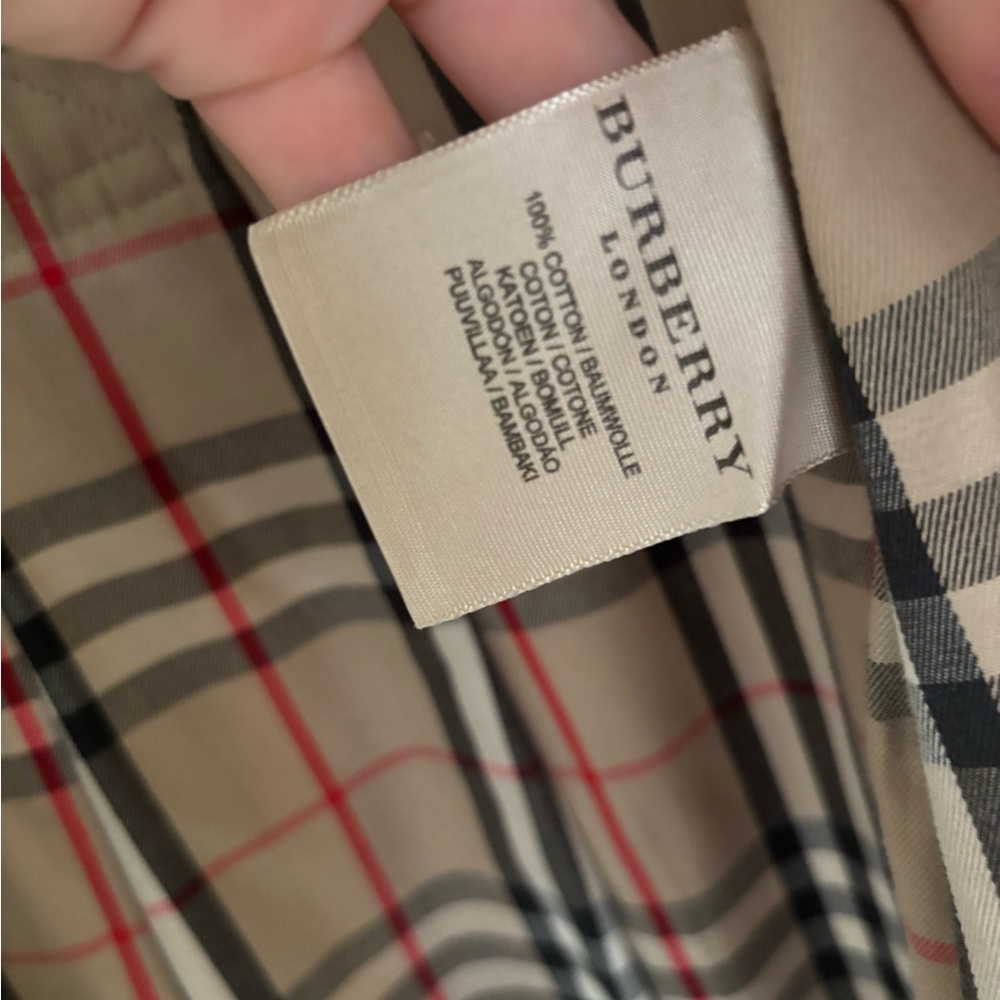 Burberry Khaki Trench Coat with Signature Check Lining - Picture 7 of 16